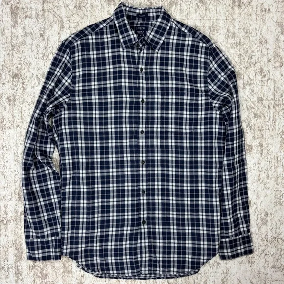 JCrew Classic Double Weave‎ Plaid Button Down Size M