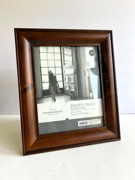 NWT Threshold Wooden Photo Frame