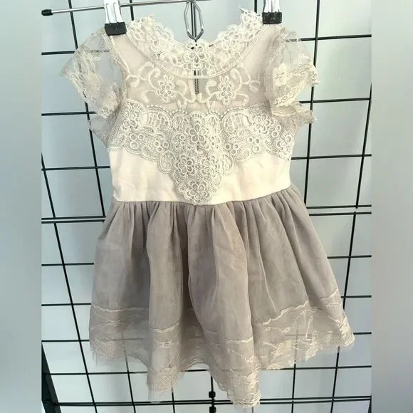 Light Gray Vintage Inspired Lace Party Dress EUC