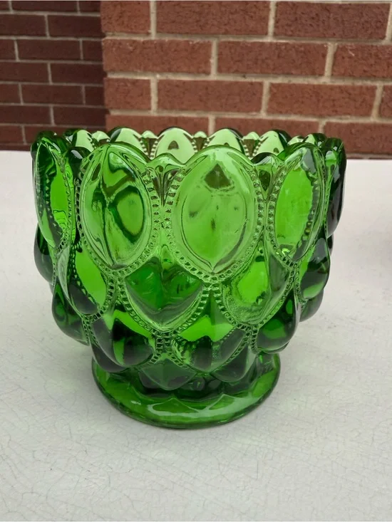 Mosser Emerald Green Elizabeth Pattern Glass Rose Bowl