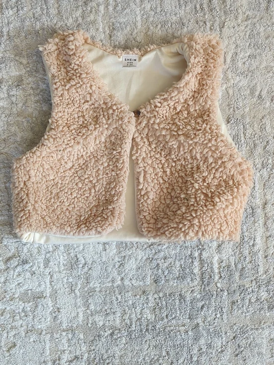 SHEIN Sherpa Cropped Vest Size 2-3Y