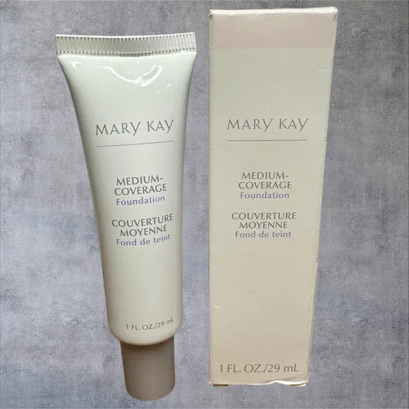 Mary Kay Medium Coverage Foundation Ivory 105 303600 1oz‎ New Gray Cap
