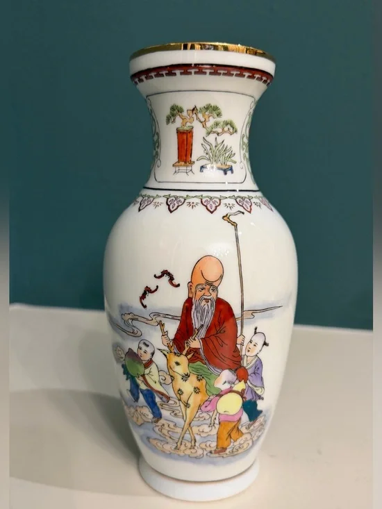 Vintage Chinese Porcelain Vase Longevity Figure, Deer & Cranes 8” Chinoiserie