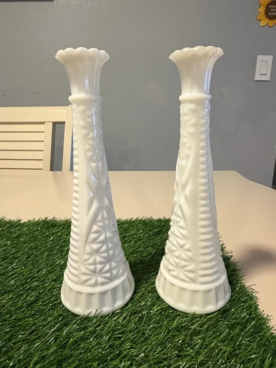 White Decorative Milk Glass‎ Bud Vases - Pair