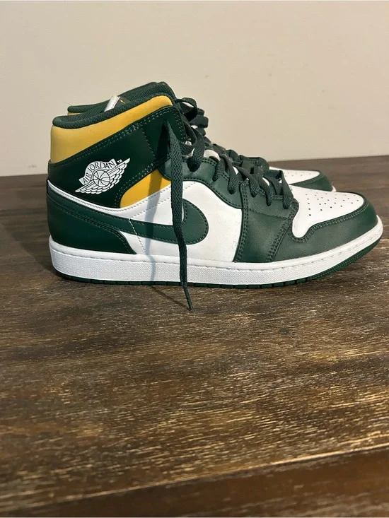 Jordan Mid-Top Sneakers in Green/White/Yellow Brand NEW