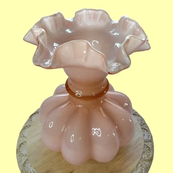 Vintage Fenton Rose Overlay Pink Melon Vase 8