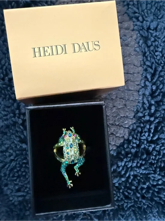 Heidi Daus Teal and Blue Jeweled Frog Ring size 8