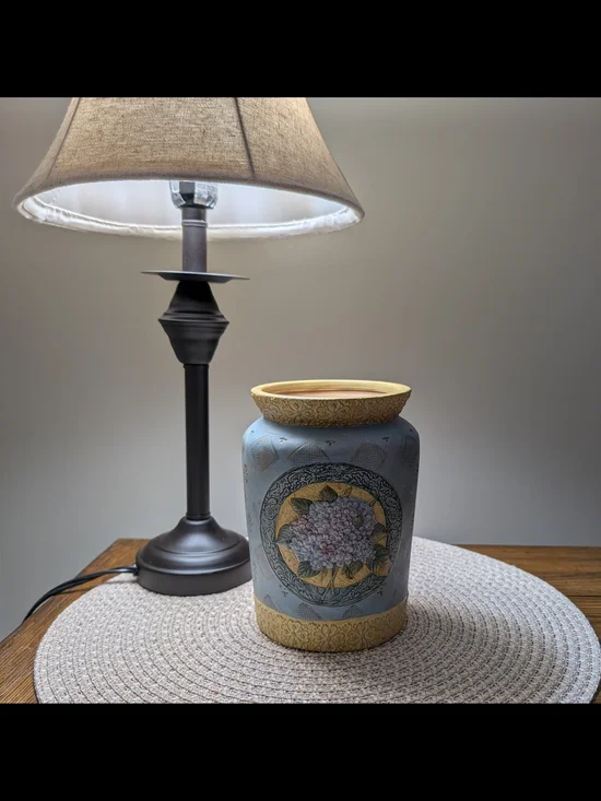 Vintage Bob's Pottery Crock Elizabeth King Brownd Floral Hydrangea Cottagecore