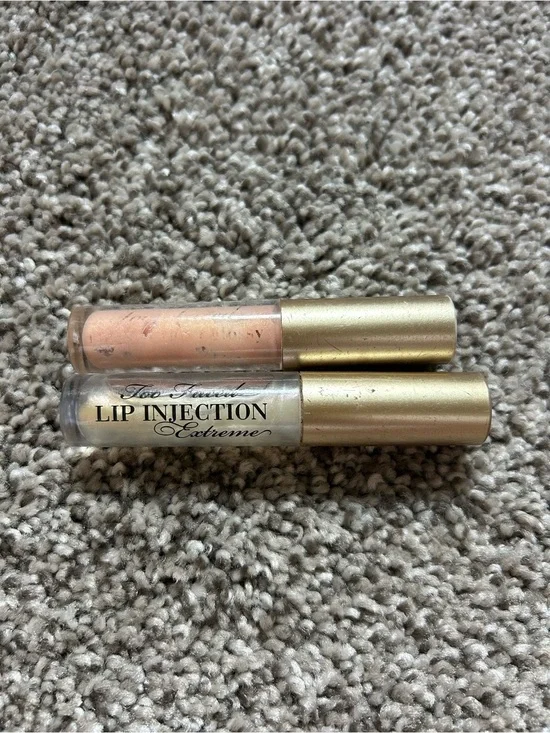 Too Faced Lip Injection Extreme Gloss Duo in milkshake & Clear