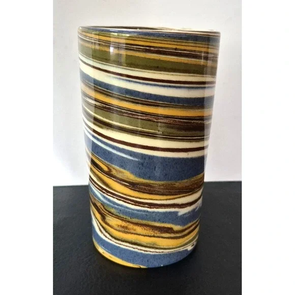 1960s Desert Sands Pottery Mission Swirl Cylinder Glazed Vase 5.25
