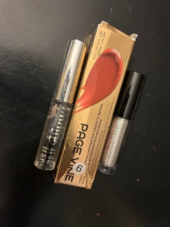 Page Vine Lip Gloss in Red -with clear Mascara 3 items.