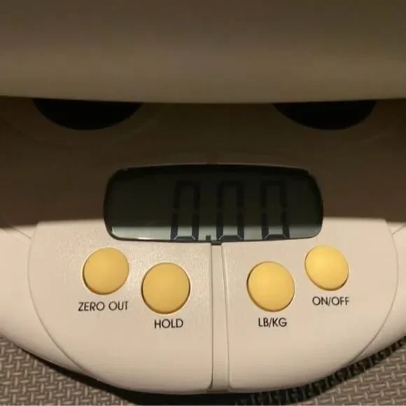 Baby weight scale