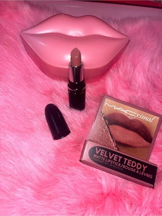 MAC Cosmetics mini Velvet Teddy Matte Lipstick - Nude Brown