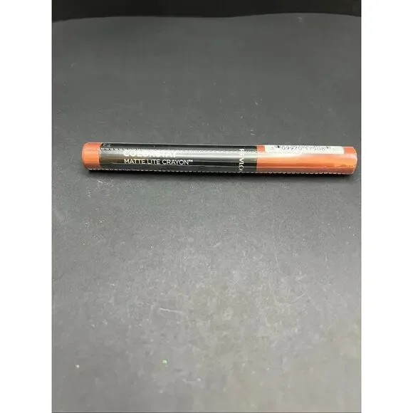 New Sealed Revlon Colorstay Matte Lite Crayon 002 Clear The Air