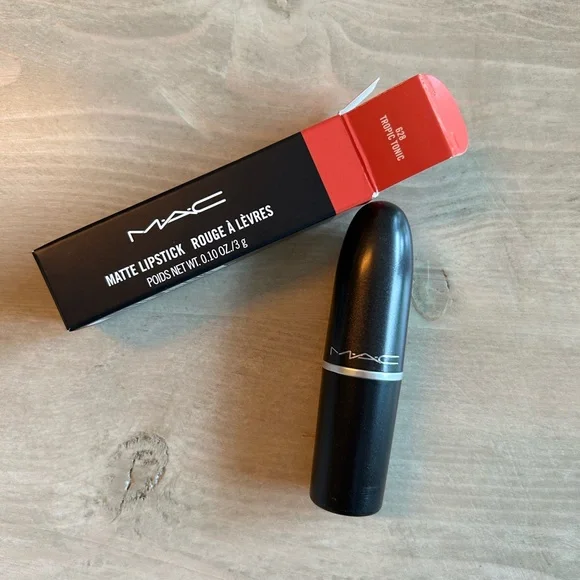 MAC MATTE LIPSTICK - RED - tropic tonic - NEW