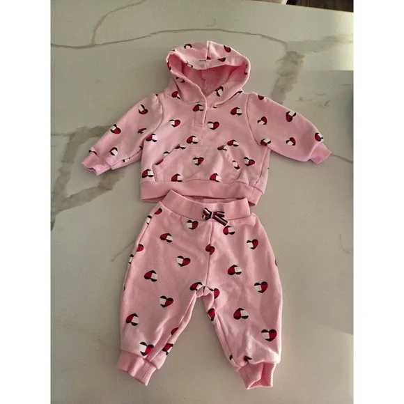 Tommy hilfigier baby girl set 3-6 mos