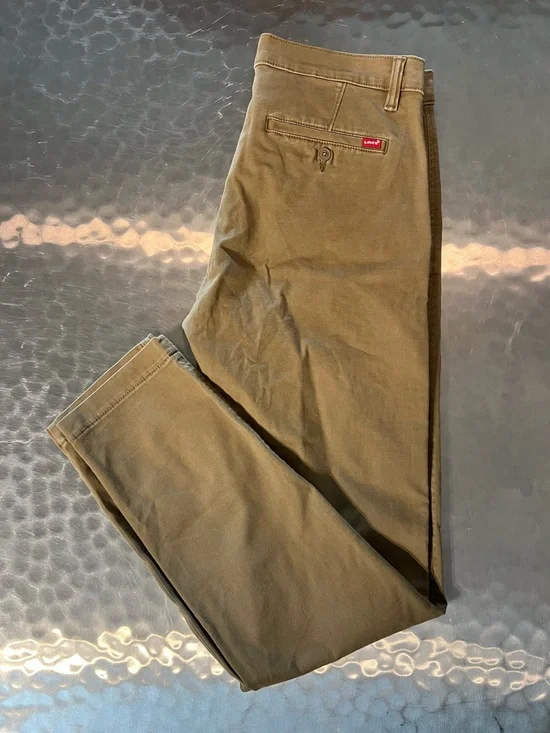 Levi's Men's Tan XX Chino Tapered Leg Size 34x33