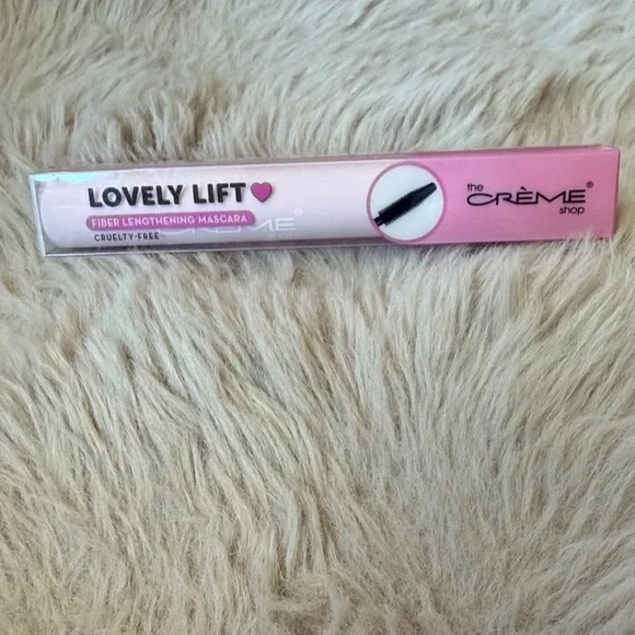 💕NWT The Crème Shop Lovely Lift Mascara. Part of 3 for $25