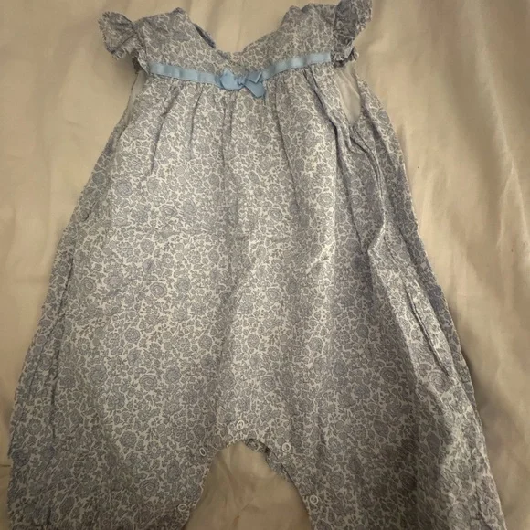 Trotters Light Blue Floral Baby One-Piece Bodysuit