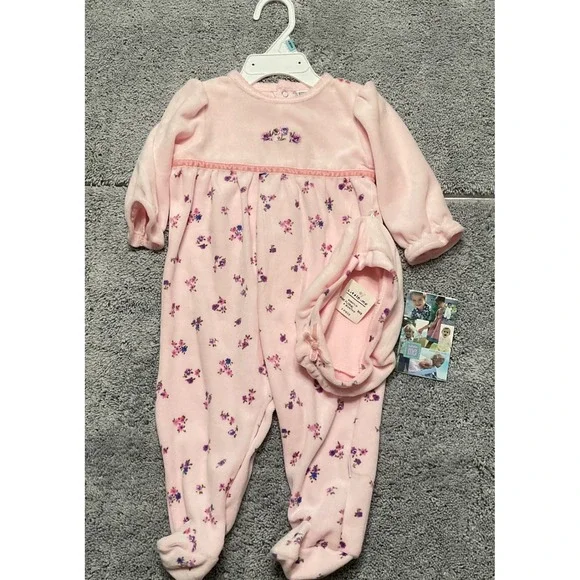 Vintage Little Me Baby Girl Pink Velour Footed Sleeper and Hat Set 6 Months