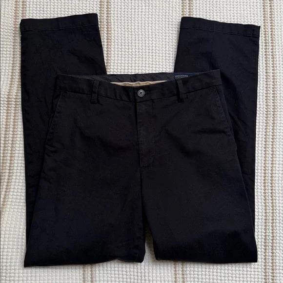 Dockers Men’s Classic Fit