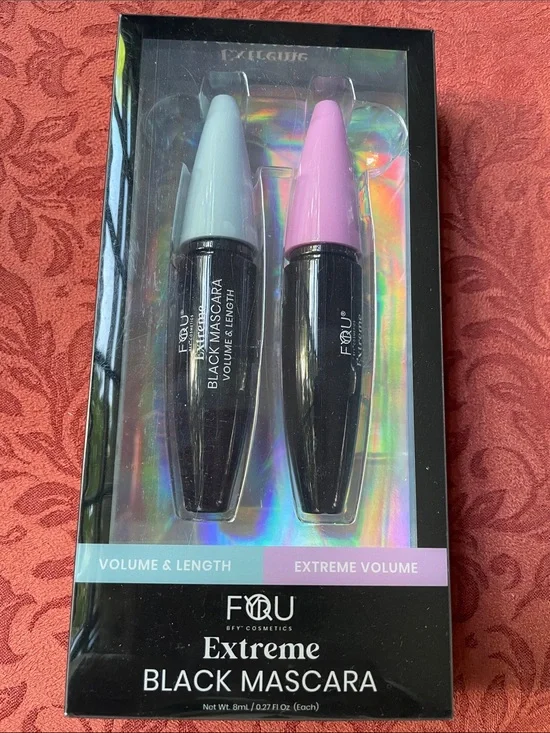 Makeup Extreme Black Mascara