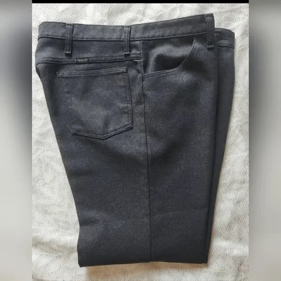 P30 Wrangler Men’s Dark Gray Polyester Trousers NWOT