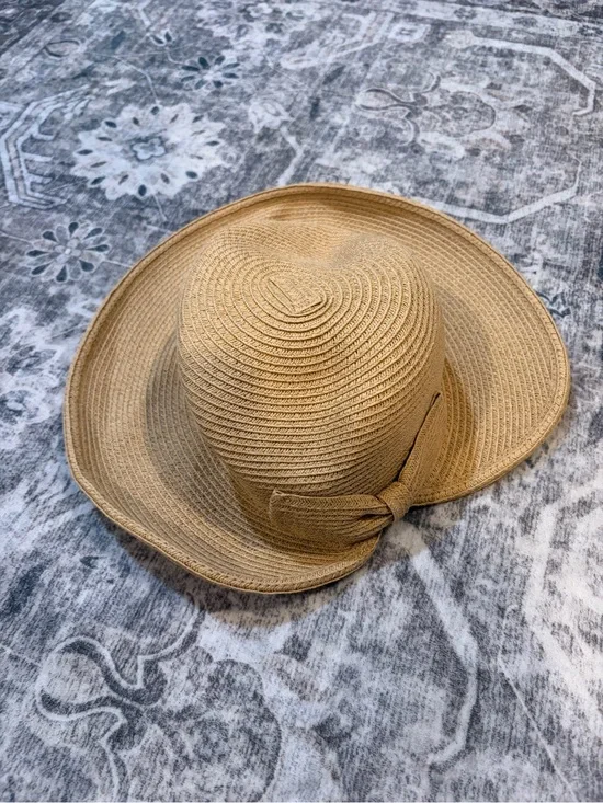 Nine West Tan Wide-Brim Straw Sun Hat with Knot Accent