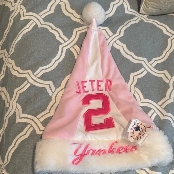 Derek Jeter NY Yankees Pink and White Santa Hat
