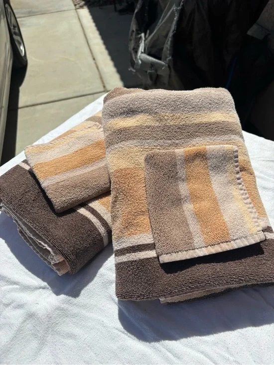 Vintage towel set WORLD MARKET