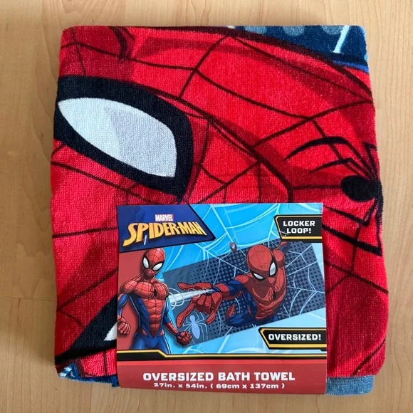 NEW Marvel Spider-Man Oversized Bath Beach Towel w/ Locker Loop, 27 in. x 54 in.