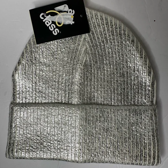 Art Class Silver Metallic Rib‎ Knit Cuffed Beanie Hat OSFM NWT