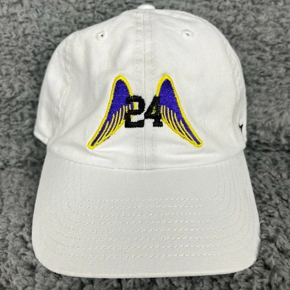 ‘47 brand Womens Kobe Bryant Cap White #24 Angel Wings Adjustable LA Lakers RARE