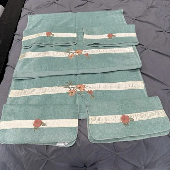 Vintage Saturday Knight Ltd. Teal Blue Bath Set 2 Towels 4 Washcloths Floral USA