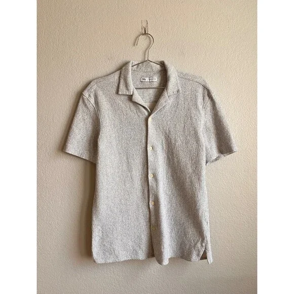 Zara Men's Woven Knit Camp Button Down Shirt in Blue/White Size LARGE