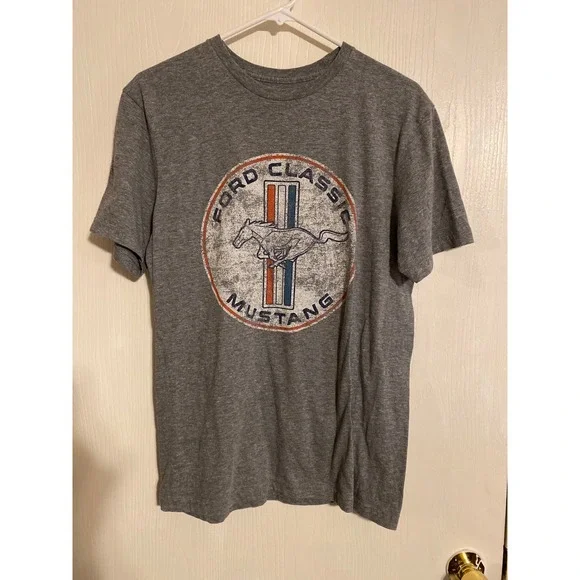 Ford Classic Mustang Graphic T-Shirt Mens Med Gray Heather Short Sleeve Tee 0455