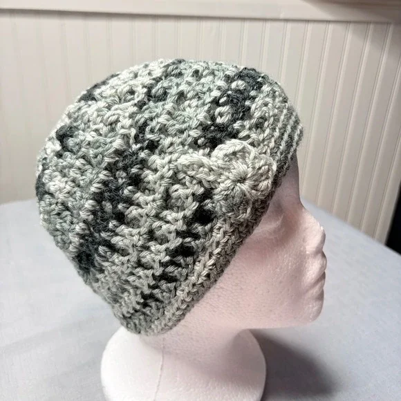 Handmade Crochet Beanie OS Gray Black Variegated Knit Flower Skull Cap