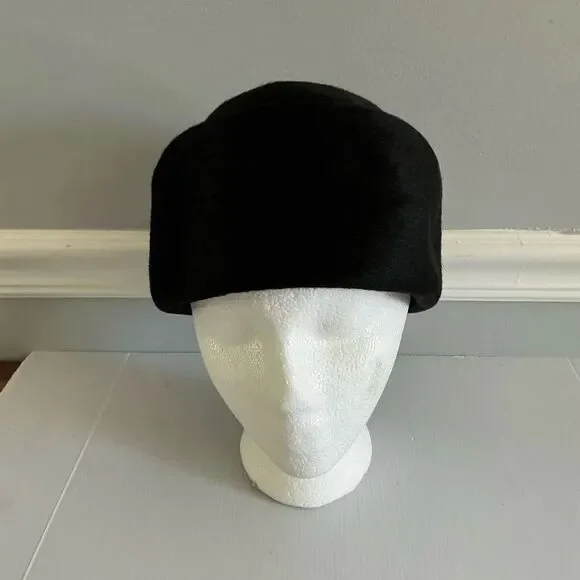 Vintage Trevi faux fur black hat size 22
