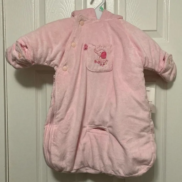 *Carter’s New Pink 0-6 Months Light Pink Velour Hooded Infant Snowsuit