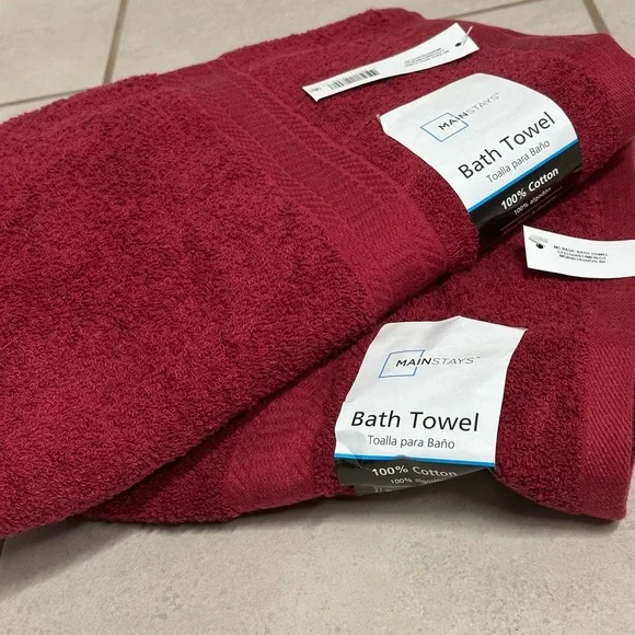 Mainstays Red 2 Bath Towels‎ cotton rich Beach Towels
