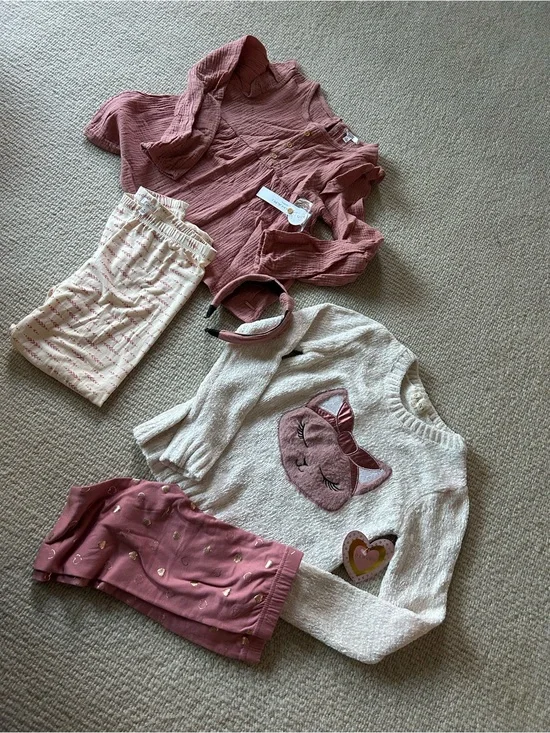 Girls' Cozy Cat Pajama Set in Dusty Rose and Cream size 7/8 New