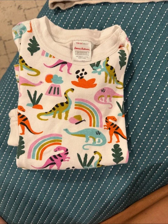 Hanna Andersson White Rainbow & Dino Printed Pajama set long sleeve top and pant