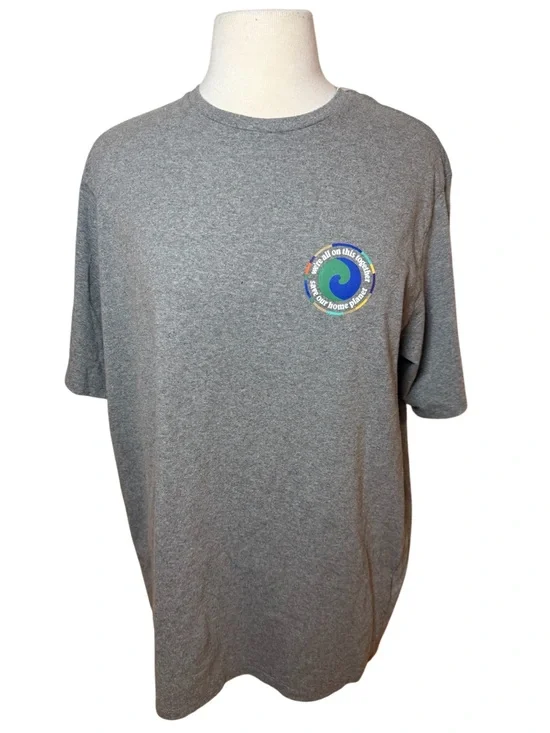 Patagonia Gray Short-Sleeve Tee with Colorful Wave Logo-NWT Size Large