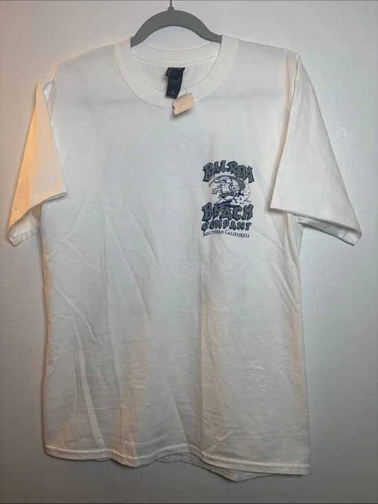 short-sleeve t-shirt with a reading logo 
