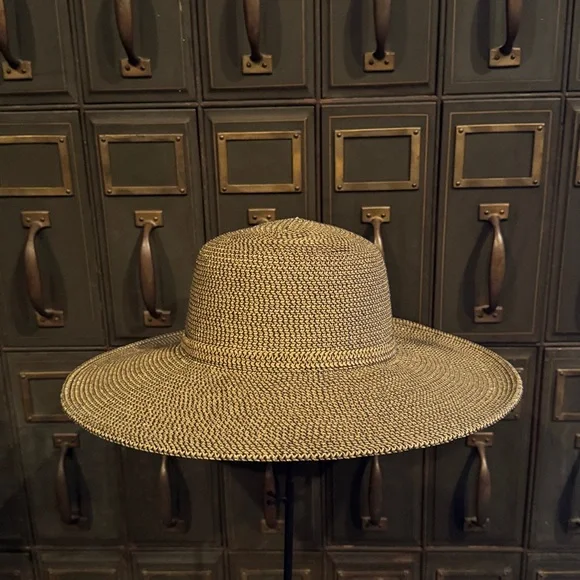 Nine West Black and Natural Woven Wide-Brim Sun Hat