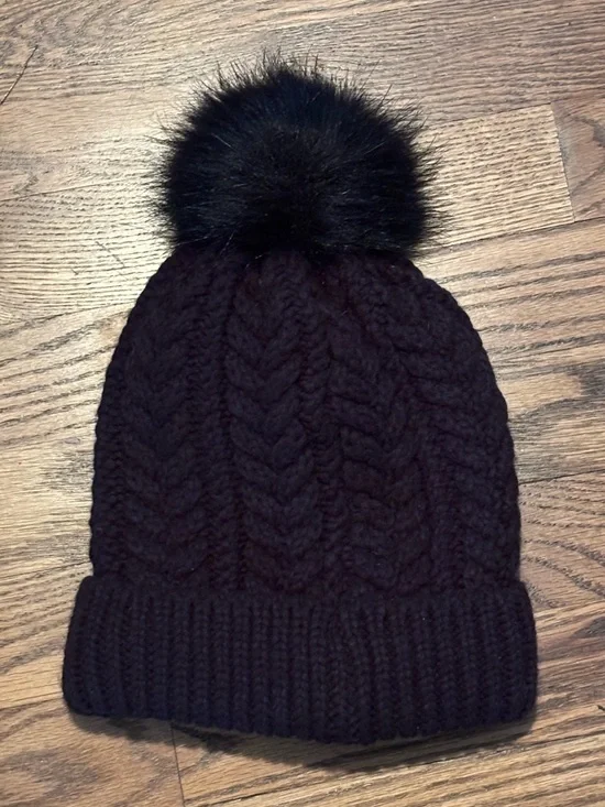 DICK'S Sporting Goods Black Cable Knit Pom Beanie Fleece Lined Unworn