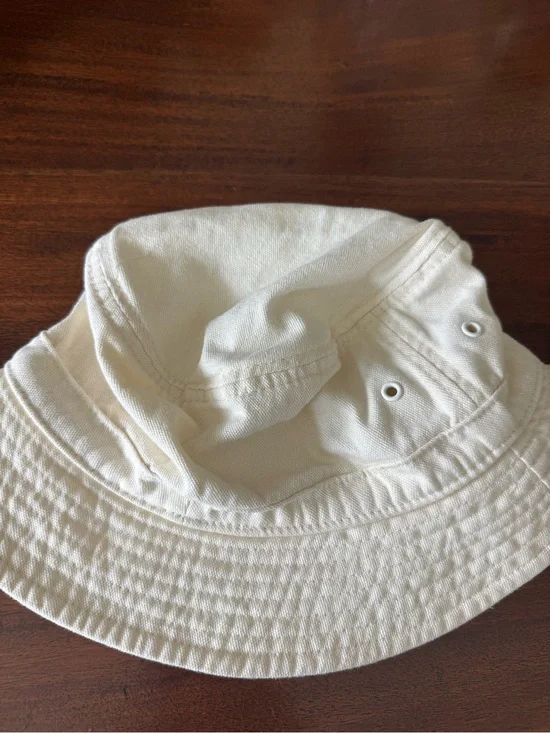 TNA Light Yellow Bucket Hat from Aritzia - XS