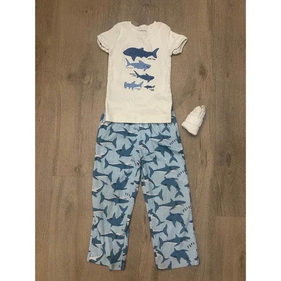 Old Navy Boys Shark Pajama Set Size 4T Snug Fit Short Sleeve Cotton