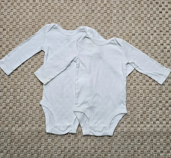 Carters 3-6M Baby Girl longsleeve white oncie pair set Fall Winter