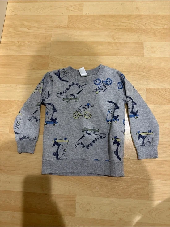 Carter’s Grey All Over Animal Pullover Crewneck Sweatshirt Size 3T